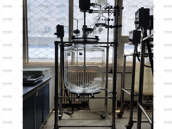 上?？婆d儀器與某工業(yè)有限公司合作